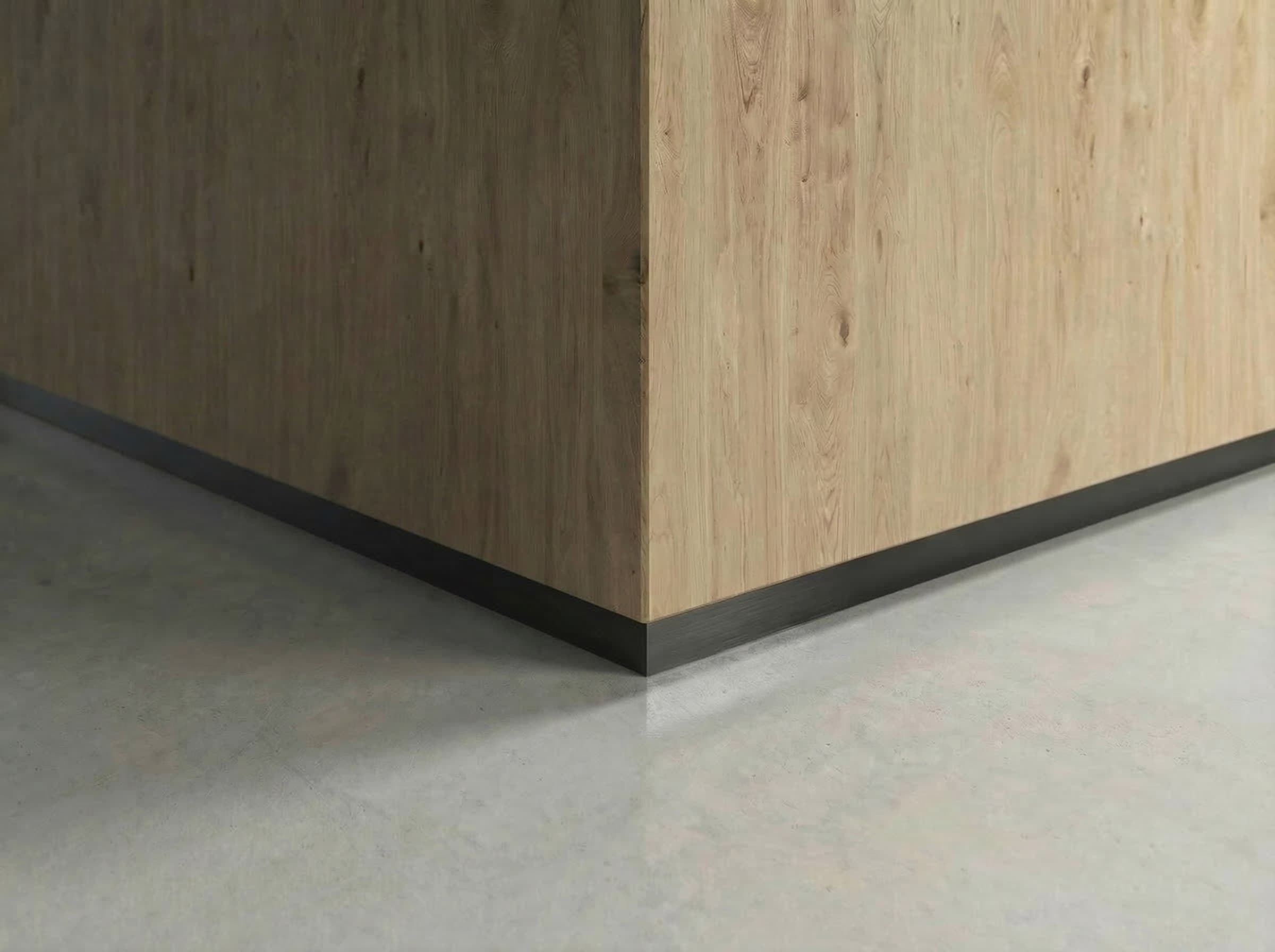 Плинтус теневой алюминиевый черный анод